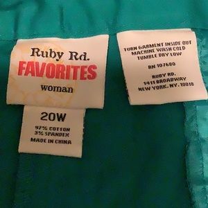 Ruby Rd Favorite Woman capri